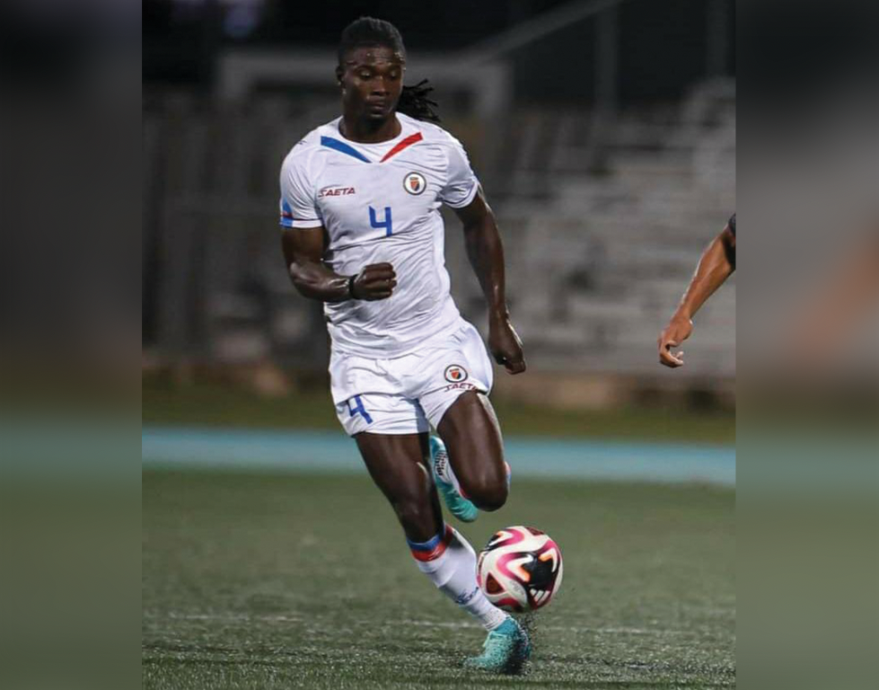 Le défenseur haïtien Ricardo Adé absent des terrains en raison d'une blessure !